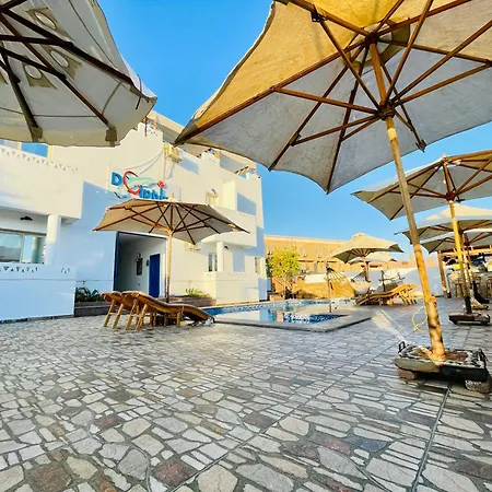 Dolphina Hotel & Restaurant