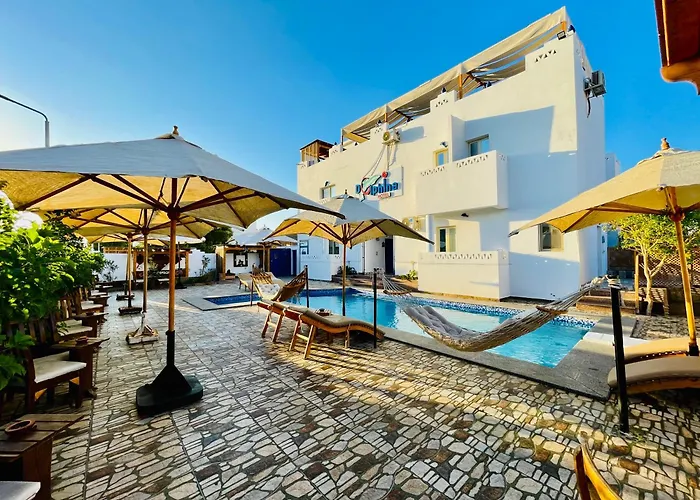 Dolphina & Restaurant Szálloda 4*